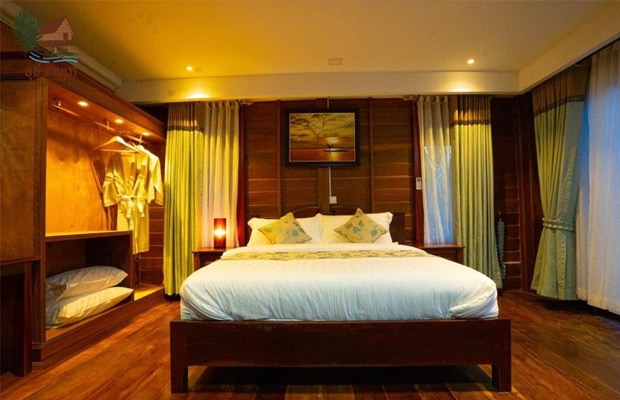 Deluxe Bungalow 1 Large Double Bed